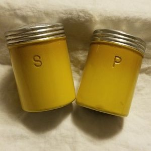 Vintage Aluminum Ombre Yellow Salt & Pepper Shaker